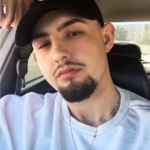 Meet your Posher, Chris